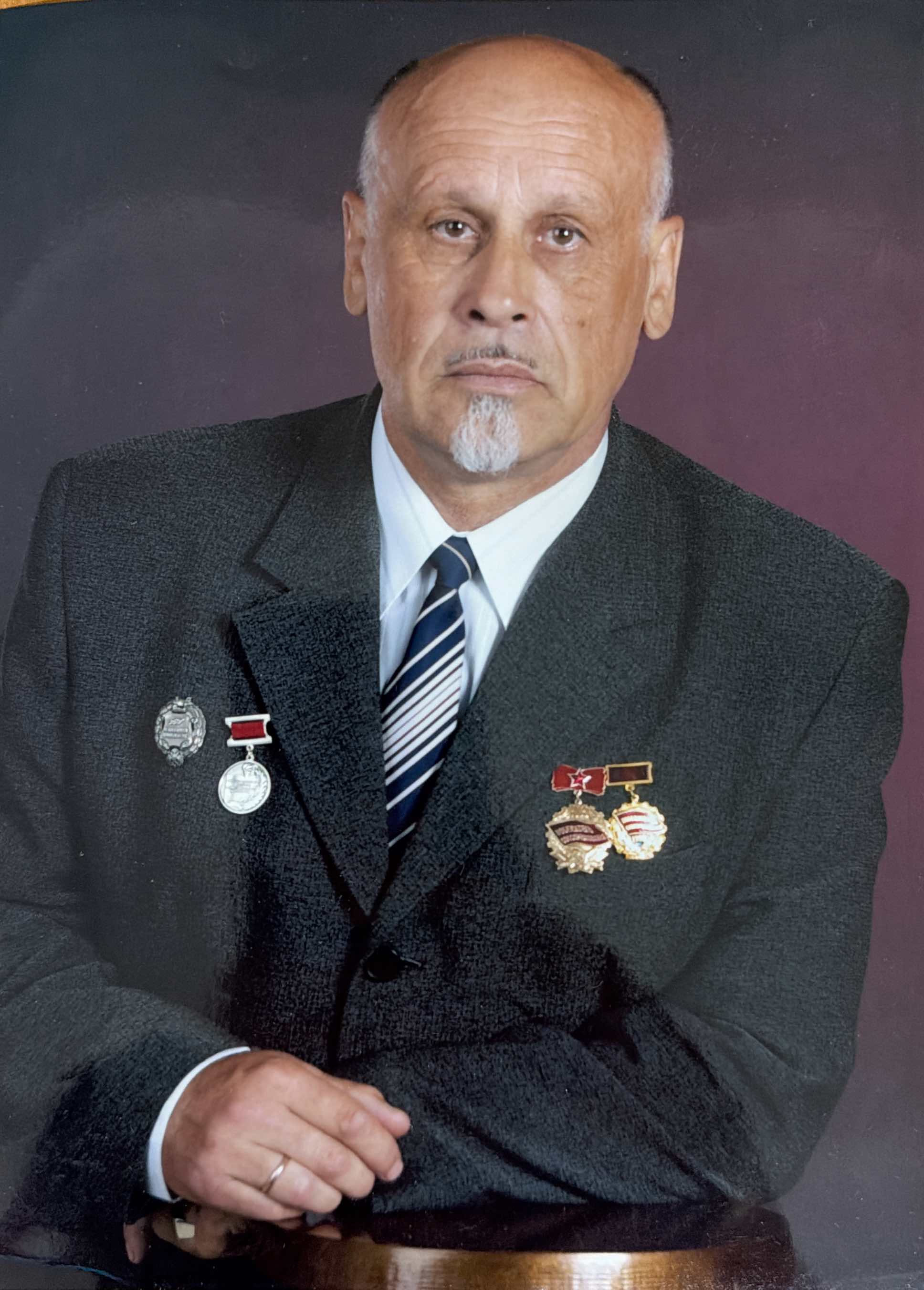Житников Юрий Захарович
